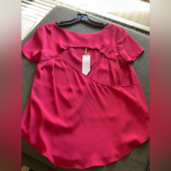 BCBG red berry high-low top size S - Picture 6 of 8